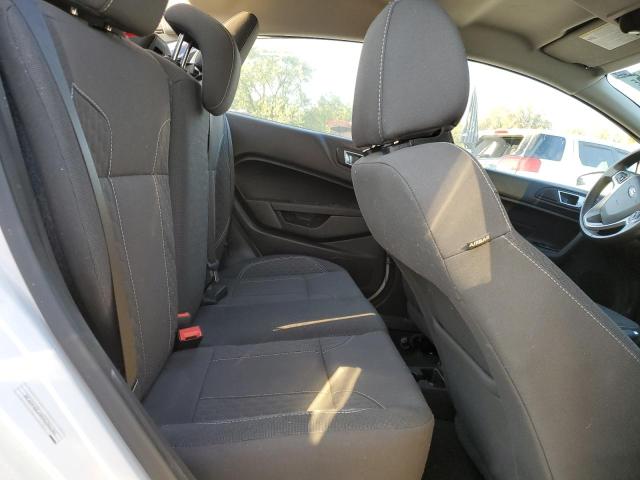 3FADP4BJ3FM195632 - 2015 FORD FIESTA SE თეთრი ფოტო 10