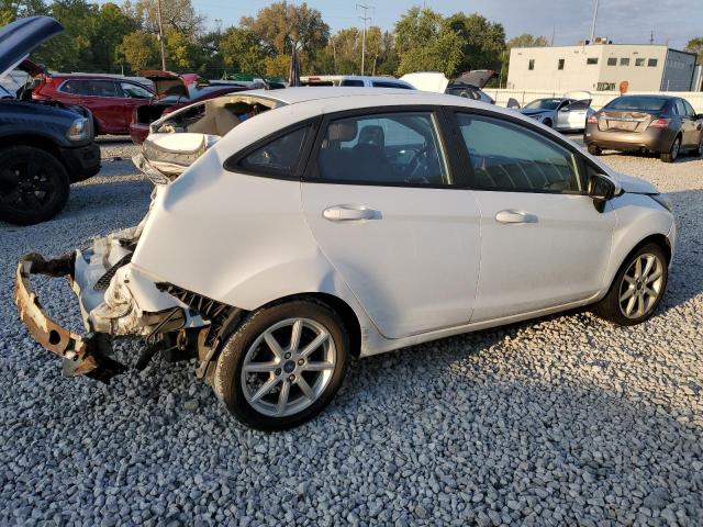 3FADP4BJ3FM195632 - 2015 FORD FIESTA SE თეთრი ფოტო 3