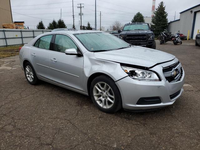 1G11C5SA1DF318428 - 2013 CHEVROLET MALIBU 1LT Күміс фото 4