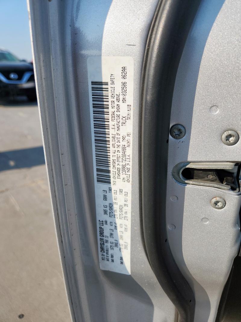 1C6RR6LT2DS640864 - 2013 RAM 1500 SLT Արծաթագույն լուսանկար 12