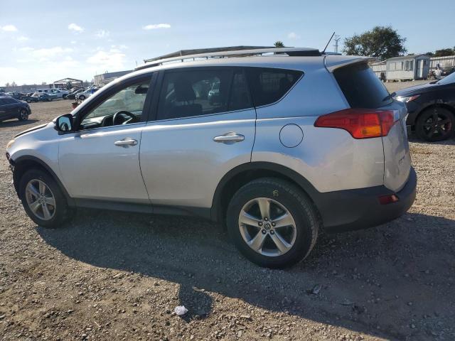 2T3WFREV8FW144787 - 2015 TOYOTA RAV4 XLE SILVER photo 2
