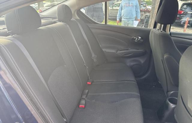 3N1CN7AP2JL849220 - 2018 NISSAN VERSA S 蓝色 照片 6