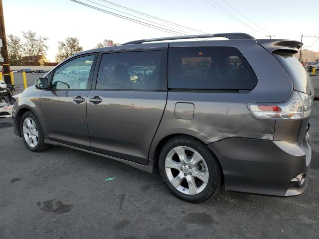 5TDXK3DC9BS041712 - 2011 TOYOTA SIENNA SPORT GRAY photo 2