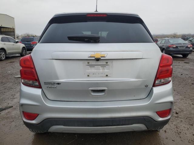 KL7CJLSB5JB509109 - 2018 CHEVROLET TRAX 1LT SILVER photo 6