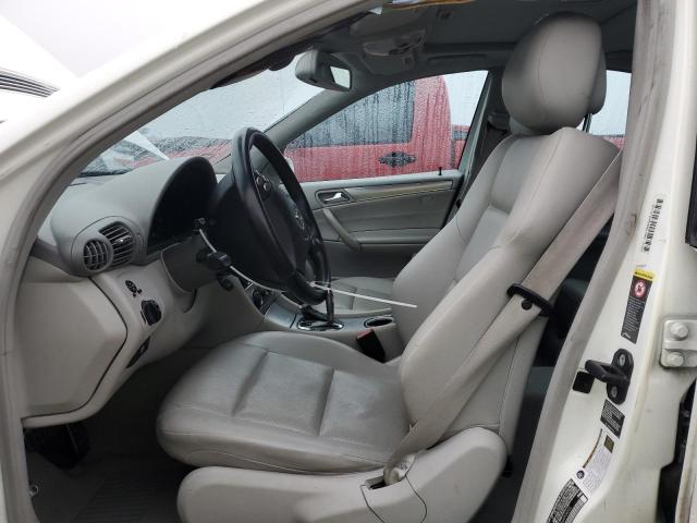 WDBRF52H66A904202 - 2006 MERCEDES-BENZ C 230 WHITE photo 7