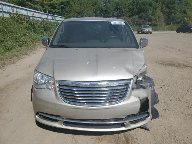 2C4RC1CG1DR564622 - 2013 CHRYSLER TOWN & COU TOURING L BROWN photo 5