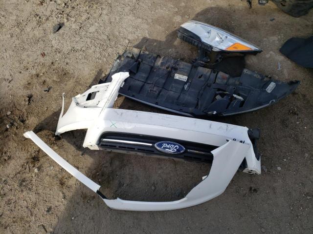 1FMCU0GX0DUD34320 - 2013 FORD ESCAPE SE WHITE photo 13