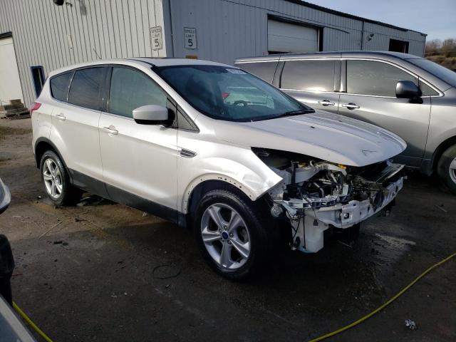 1FMCU0GX0DUD34320 - 2013 FORD ESCAPE SE WHITE photo 4