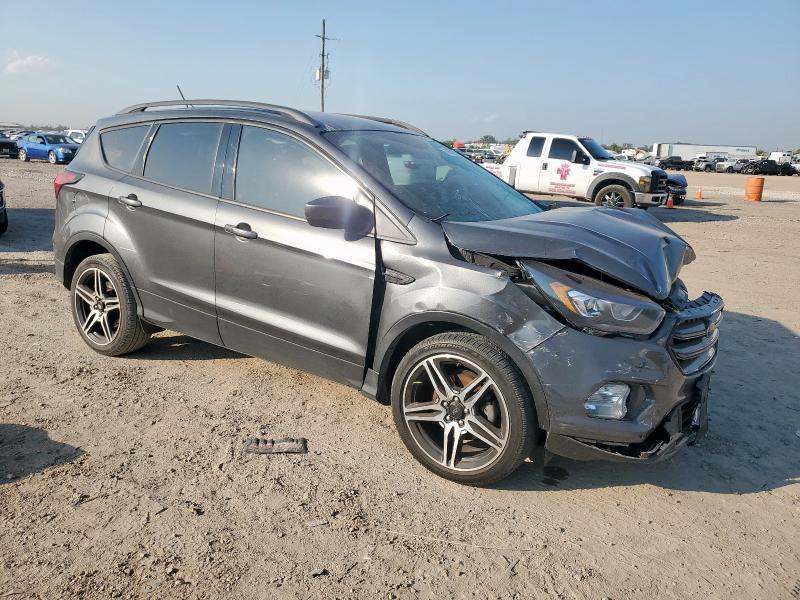 1FMCU0HD0KUB57284 - 2019 FORD ESCAPE SEL ნაცრისფერი ფოტო 4