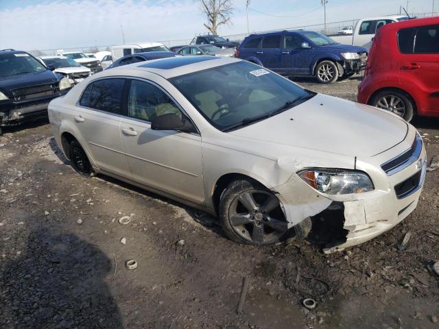 1G1ZD5EB1AF208365 - 2010 CHEVROLET MALIBU 2LT WHITE photo 4