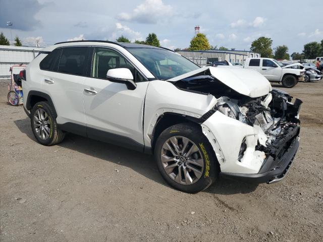 JTMN1RFV2KD523509 - 2019 TOYOTA RAV4 LIMITED WHITE photo 4