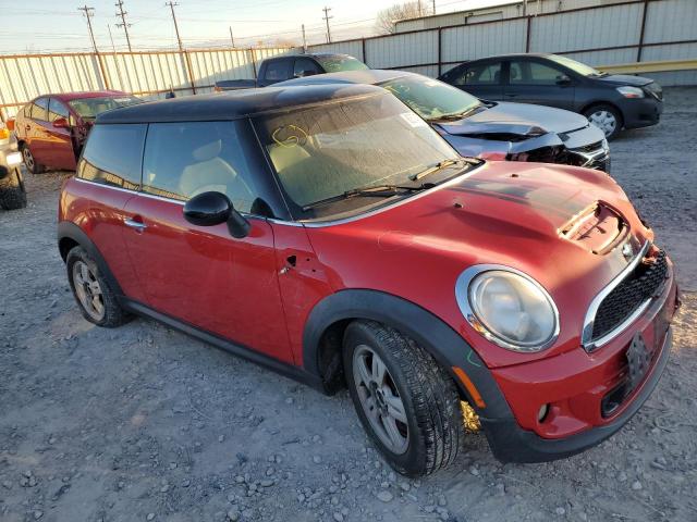 WMWSV3C56DT477276 - 2013 MINI COOPER S RED photo 4