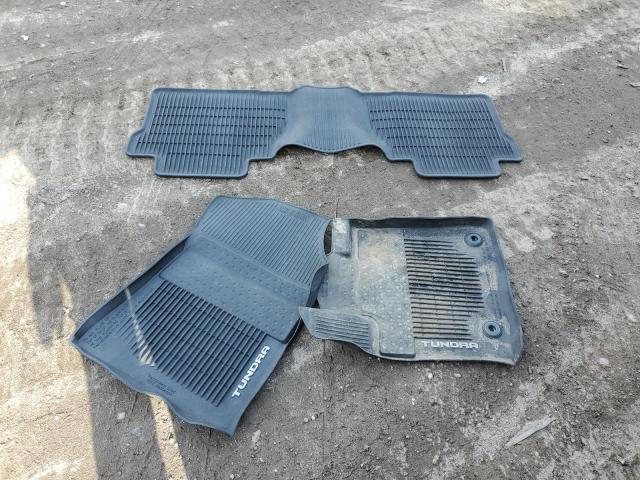 5TFUM5F11HX069415 - 2017 TOYOTA TUNDRA DOUBLE CAB SR/SR5 CHARCOAL photo 12