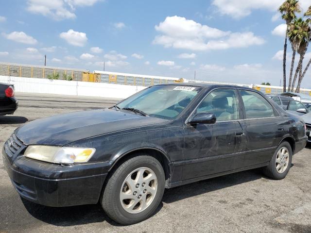 1999 TOYOTA CAMRY LE, 