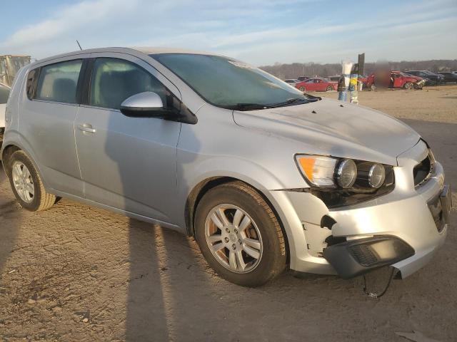 1G1JC6SH9F4146277 - 2015 CHEVROLET SONIC LT SILVER photo 4