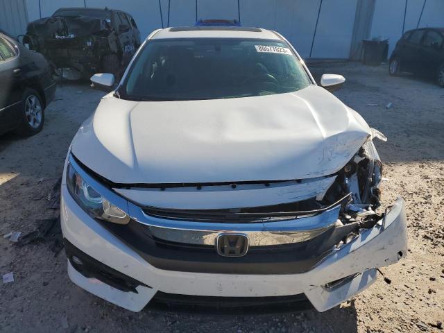 JHMFC1F35JX006618 - 2018 HONDA CIVIC EX WHITE photo 5