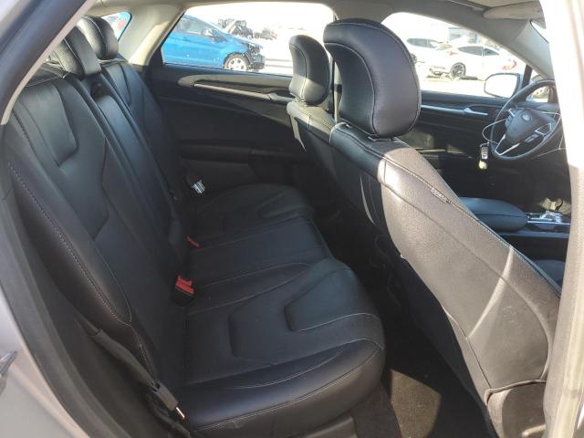 3FA6P0RU7KR262263 - 2019 FORD FUSION TITANIUM SILVER photo 10