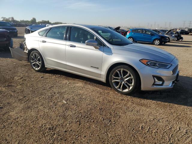 3FA6P0RU7KR262263 - 2019 FORD FUSION TITANIUM SILVER photo 4