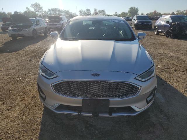 3FA6P0RU7KR262263 - 2019 FORD FUSION TITANIUM SILVER photo 5