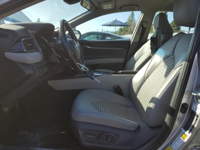 4T1G11AK0LU366812 - 2020 TOYOTA CAMRY SE SILVER photo 7