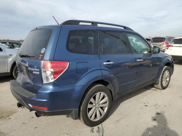 JF2SHAEC9DH418298 - 2013 SUBARU FORESTER LIMITED BLUE photo 3