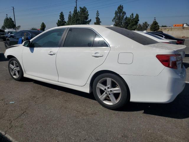 4T1BF1FK3DU251532 - 2013 TOYOTA CAMRY L WHITE photo 2