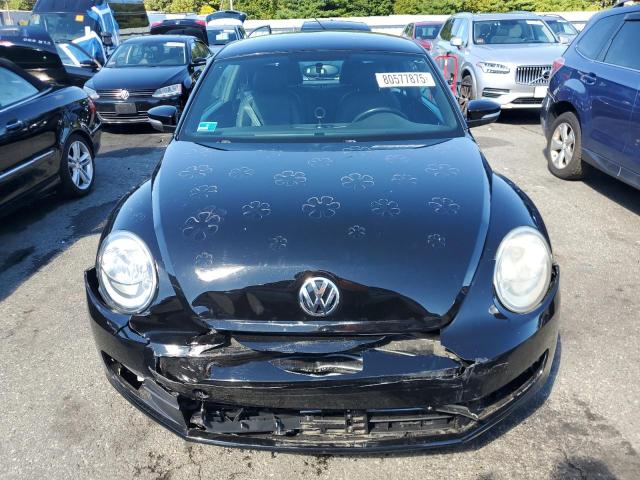 3VWHP7AT4DM602223 - 2013 VOLKSWAGEN BEETLE 黑色 照片 5
