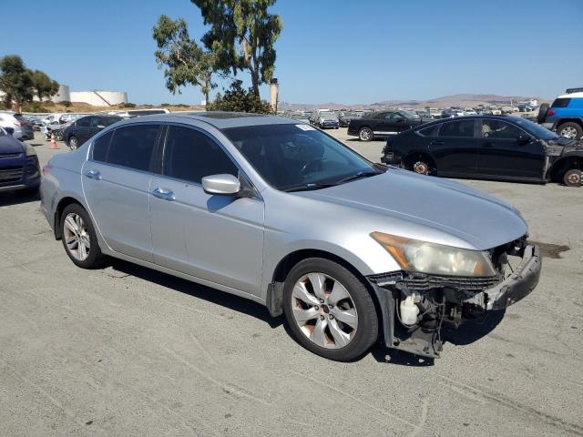 1HGCP36849A031610 - 2009 HONDA ACCORD EXL SILVER photo 4