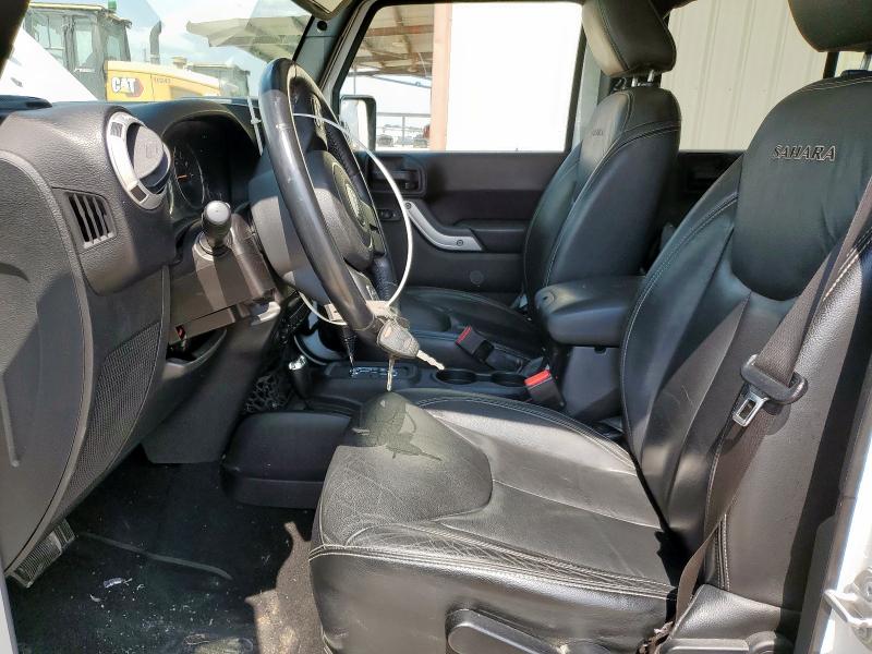 1C4BJWEG4GL114297 - 2016 JEEP WRANGLER U SAHARA WHITE photo 7