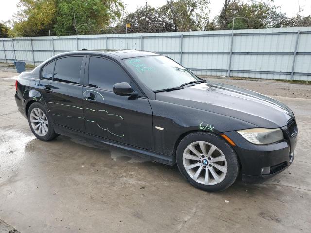 WBAPH7C55BE126459 - 2011 BMW 328 I BLACK photo 4