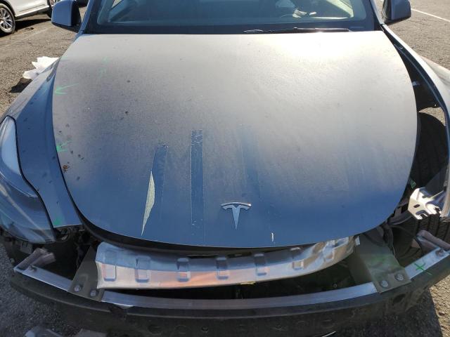 7SAYGAEE4RF125173 - 2024 TESLA MODEL Y 银色 照片 12