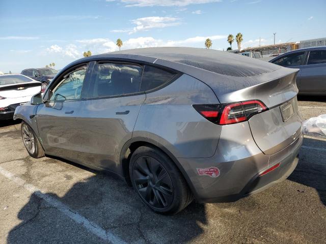 7SAYGAEE4RF125173 - 2024 TESLA MODEL Y 银色 照片 2