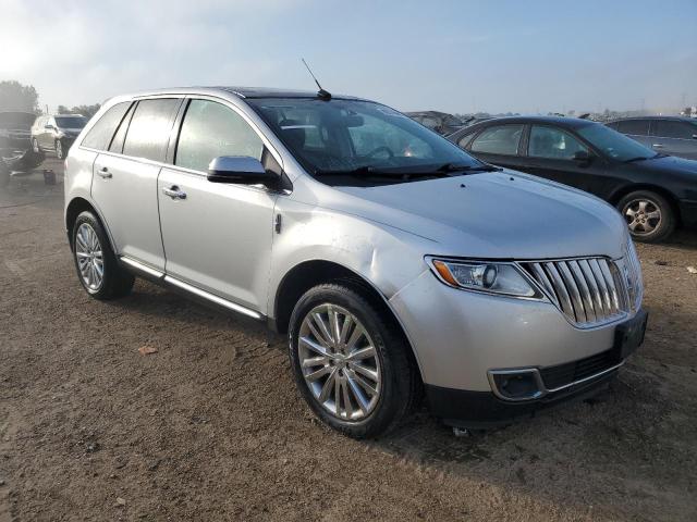 2LMDJ8JK5DBL06984 - 2013 LINCOLN MKX 银色 照片 4