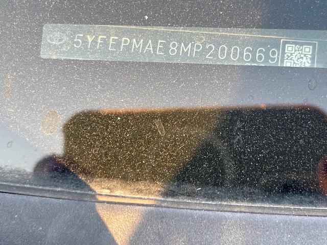 5YFEPMAE8MP200669 - 2021 TOYOTA COROLLA LE BLACK photo 10
