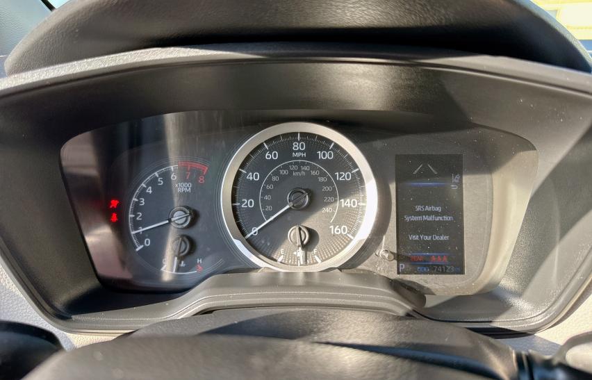 5YFEPMAE8MP200669 - 2021 TOYOTA COROLLA LE BLACK photo 8