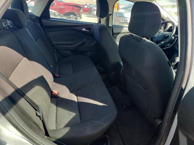 1FADP3F28JL254312 - 2018 FORD FOCUS SE ვერცხლისფერი ფოტო 10