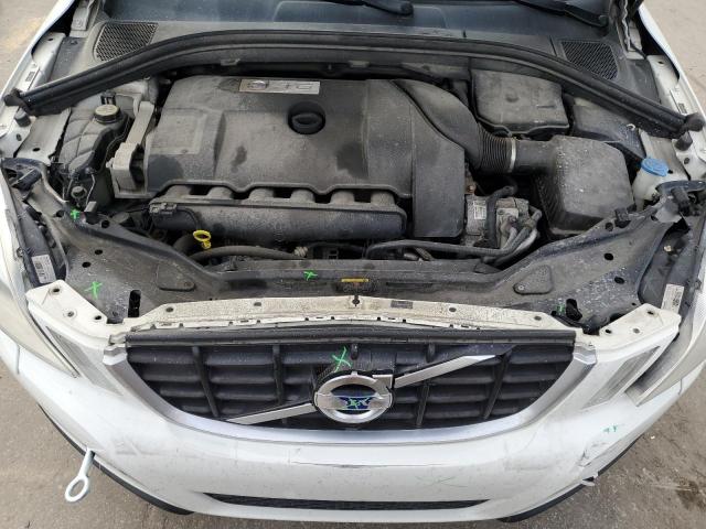 YV4992DZ2A2124159 - 2010 VOLVO XC60 T6 WHITE photo 12