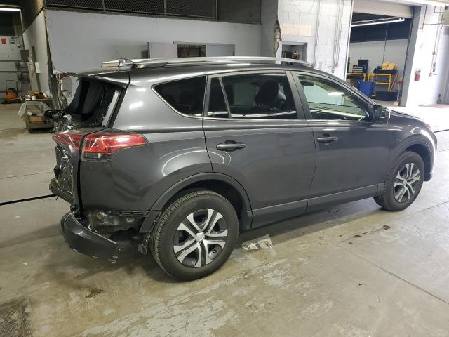 JTMBFREV5JJ192169 - 2018 TOYOTA RAV4 LE 灰色 照片 3