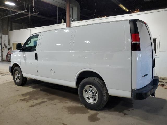 1GCWGAFP3K1270594 - 2019 CHEVROLET EXPRESS G2 WHITE photo 2