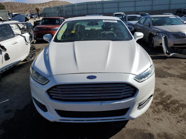 3FA6P0H7XDR192286 - 2013 FORD FUSION SE WHITE photo 5