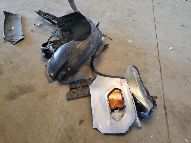 1FMCU0F72JUA57344 - 2018 FORD ESCAPE S 银色 照片 13