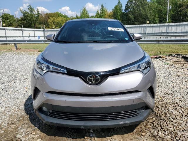 JTNKHMBX6J1008050 - 2018 TOYOTA C-HR XLE Արծաթագույն լուսանկար 5