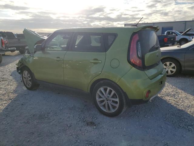 KNDJP3A52J7899738 - 2018 KIA SOUL + GREEN photo 2