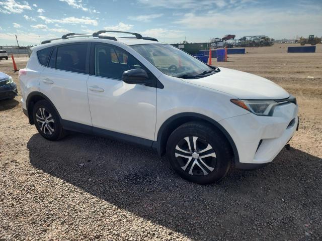 JTMBFREV0HJ133251 - 2017 TOYOTA RAV4 LE WHITE photo 4