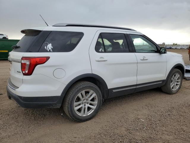 1FM5K8D87JGC15085 - 2018 FORD EXPLORER XLT Սպիտակ լուսանկար 3
