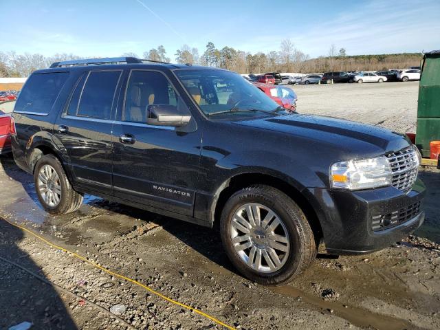 5LMJJ2J52DEL04245 - 2013 LINCOLN NAVIGATOR BLACK photo 4