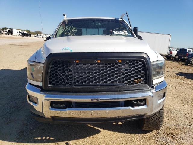 3C63D3DL8CG215687 - 2012 DODGE RAM 3500 SLT WHITE photo 5