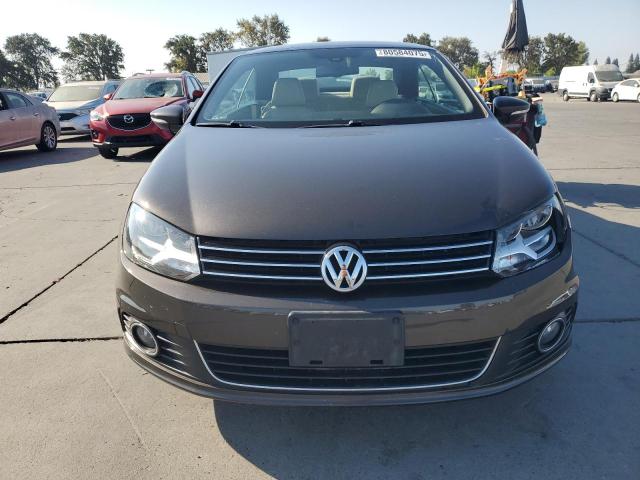 WVWFW7AH2CV007075 - 2012 VOLKSWAGEN EOS LUX Marron photo 5