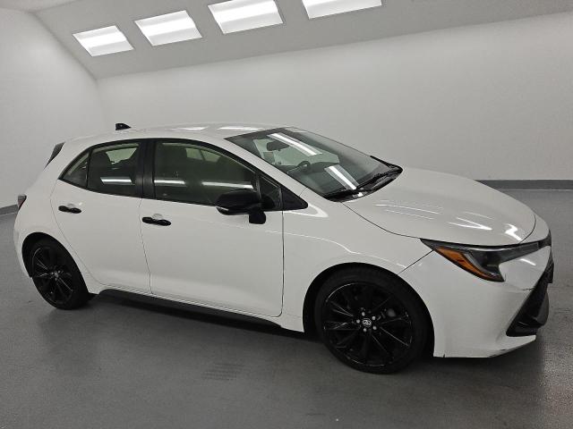 JTND4MBE4M3108921 - 2021 TOYOTA COROLLA SE WHITE photo 4