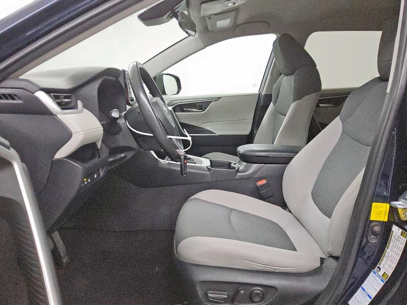 2T3P1RFV3MW161382 - 2021 TOYOTA RAV4 XLE BLUE photo 7